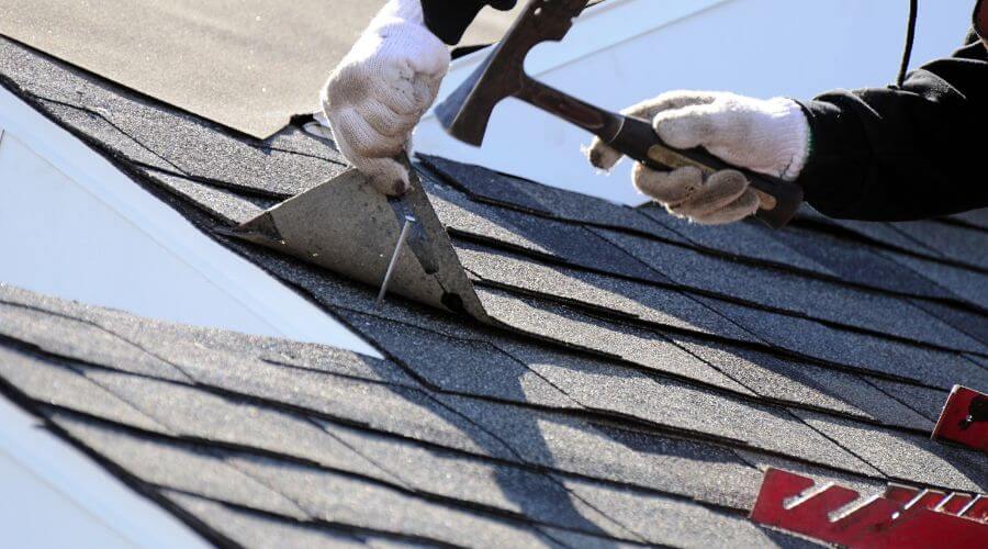 Professional gutter cleaning in Cambridge, MA
